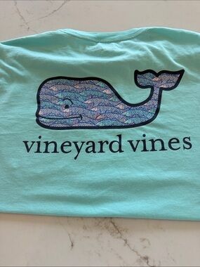 Vineyard Vines Mint Tee with Patterned Whale Graphic